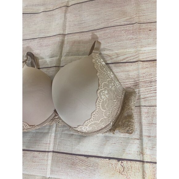 Torrid Curve Women's Beige Underwired Lightly Padded Bra - 44DD - Picture 3 of 13
